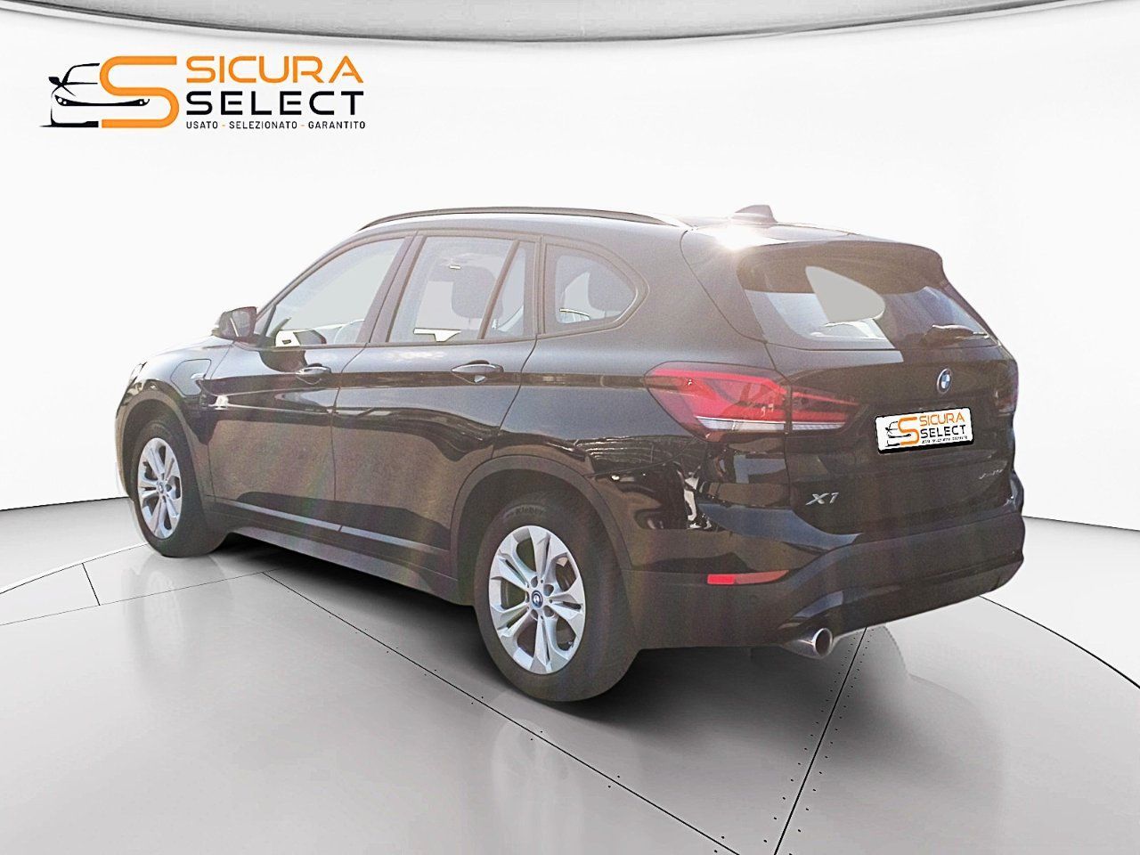 BMW X1 xdrive25e Business Advantage auto imagem 3