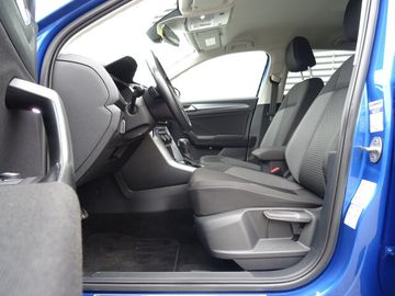 Volkswagen T-Roc - 7