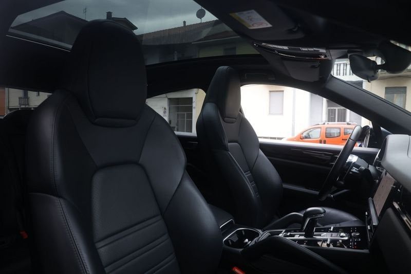 Other Porsche Cayenne Coupè Cayenne Coupe 3.0 e-hybrid imagem 3