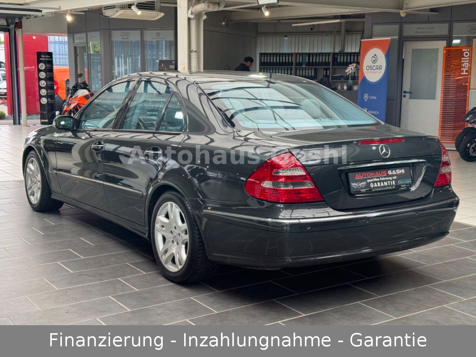 Fahrzeugabbildung Mercedes-Benz E-270 CDI*Avantgarde*Automatik*Navi*AHK*PDC