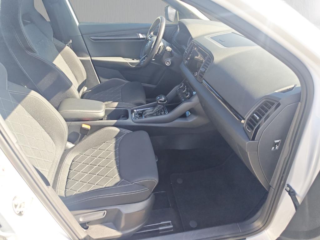 Skoda Karoq 1.5 TSI DSG Sportline AHK Navi elHeck RKam