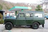 Land Rover Serie III 109 Station Wagon - Oldtimer: Geländewagen