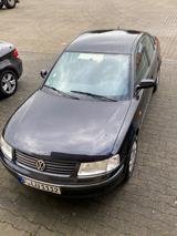 Volkswagen Passat 1.6 Auto Basis Basis - gebrauchte VW Passat aus dem Jahr 1997