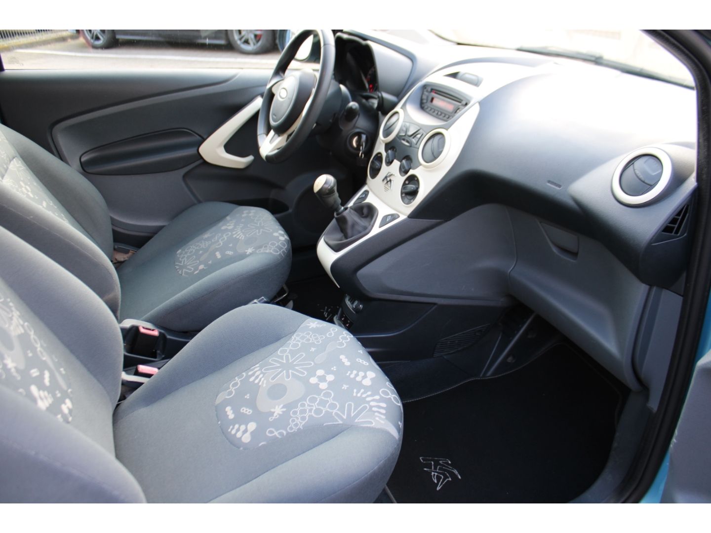 FORD Ka 1.2 Edition Cool & Sound Klima Winter-P. GJR - Image 11