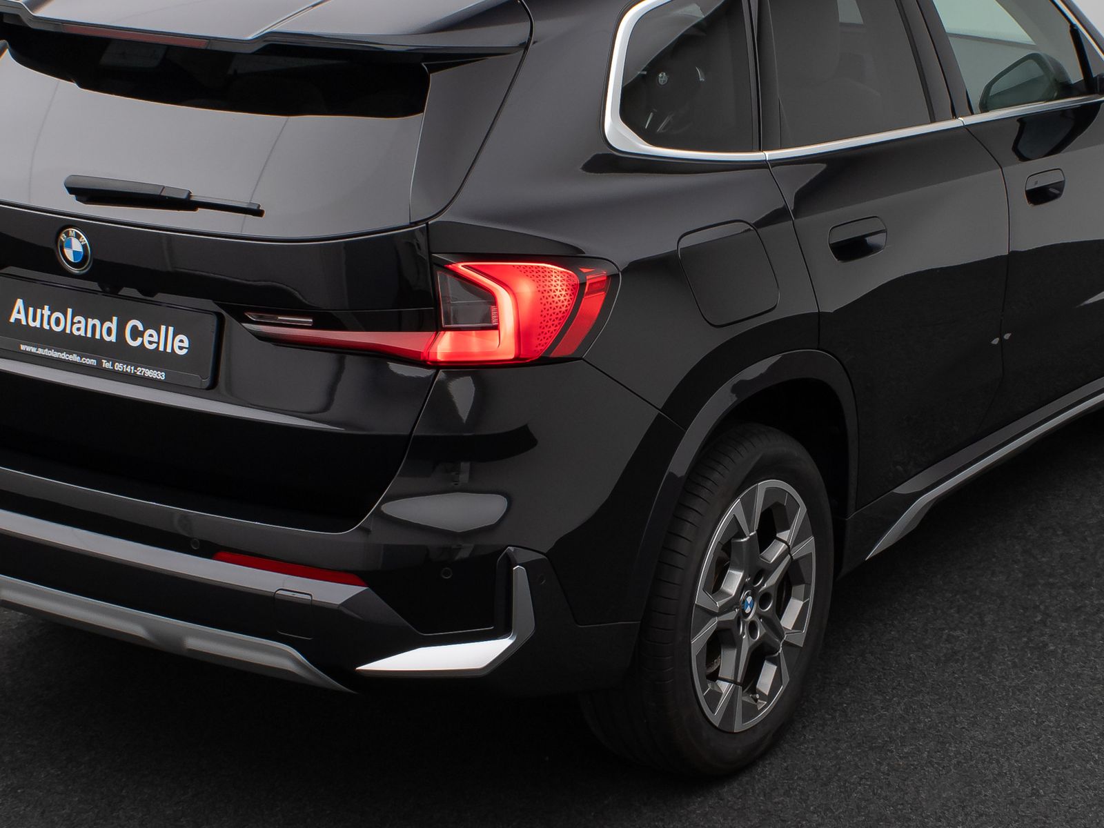 Fahrzeugabbildung BMW X1 sD18i xLine Panorama 360°HUD DAB H/K Sport