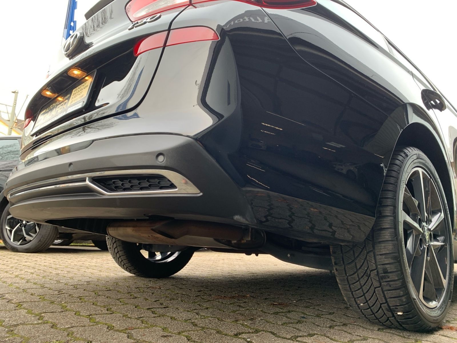 Fahrzeugabbildung Hyundai i30 Kombi 1.5 T-GDI 7-DCT Trend Mild-Hybrid Navi