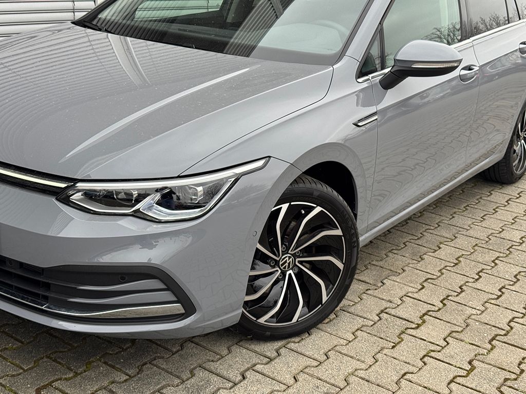 Golf VIII Variant 1.5 eTSI STYLE *DCC*STDHZG*