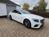 Mercedes-Benz E350e *Pano *AMG Line *Night *19" *Kamera - Mercedes-Benz E 350 Plug-in Hybrid (PHEV) Gebrauchtwagen