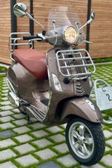 Vespa Primavera Touring 50ccm 4T VHB - VESPA PRIMAVERA 50 TOURING