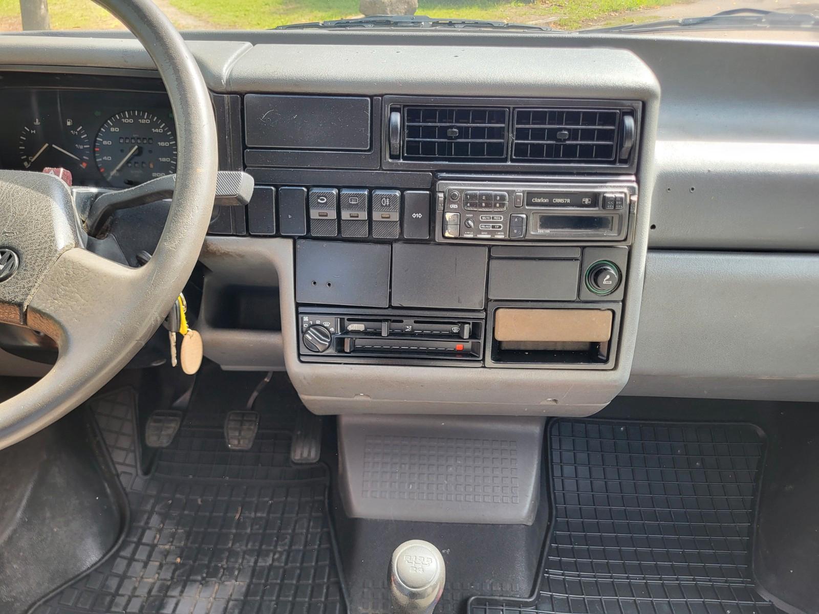 Volkswagen T4 Doka Pritsche Tip Top Service u. TüV neu!