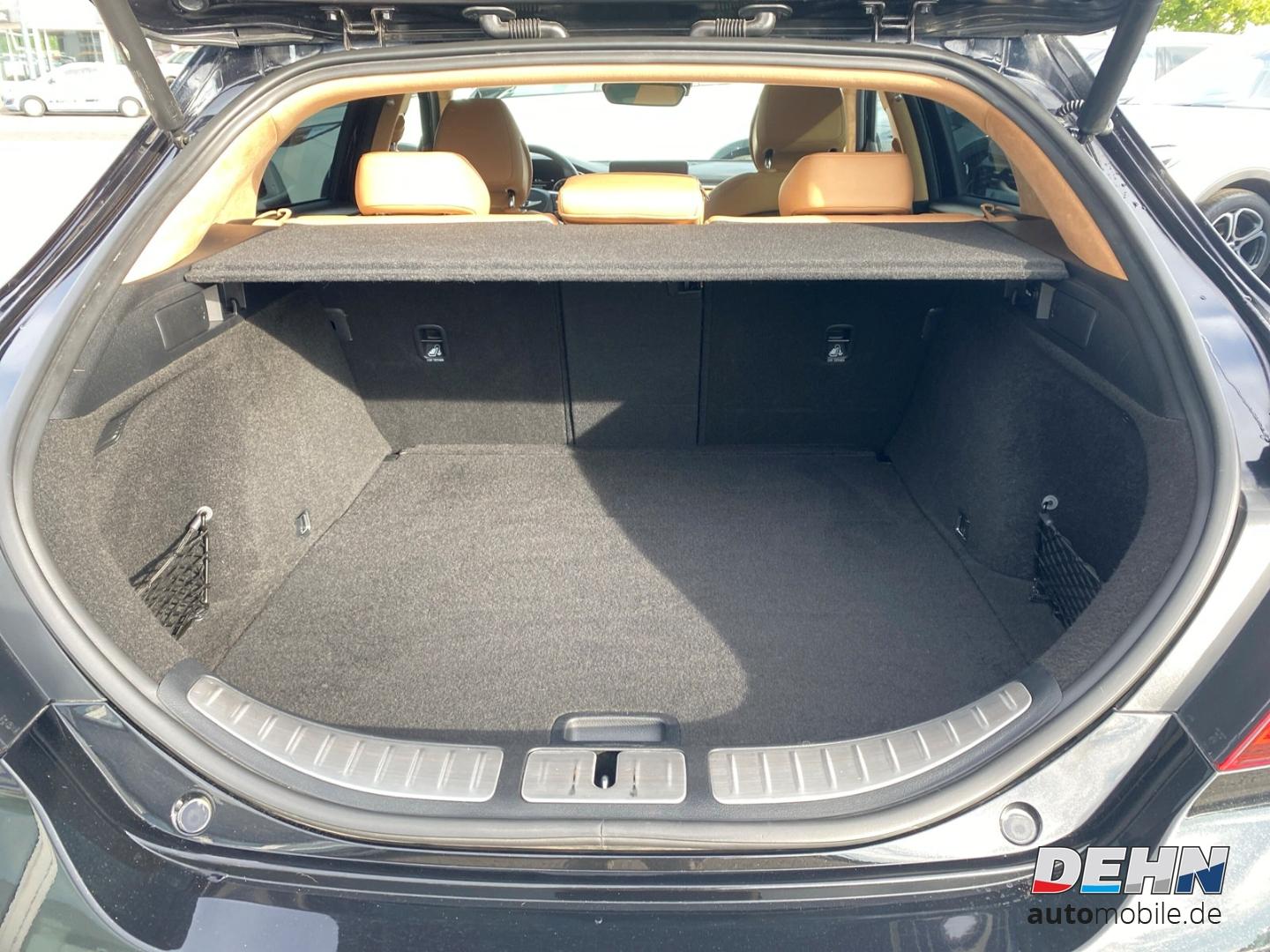 Genesis G70 2.0 T 4WD Sport Leder Schiebed. Lexic HeadUp