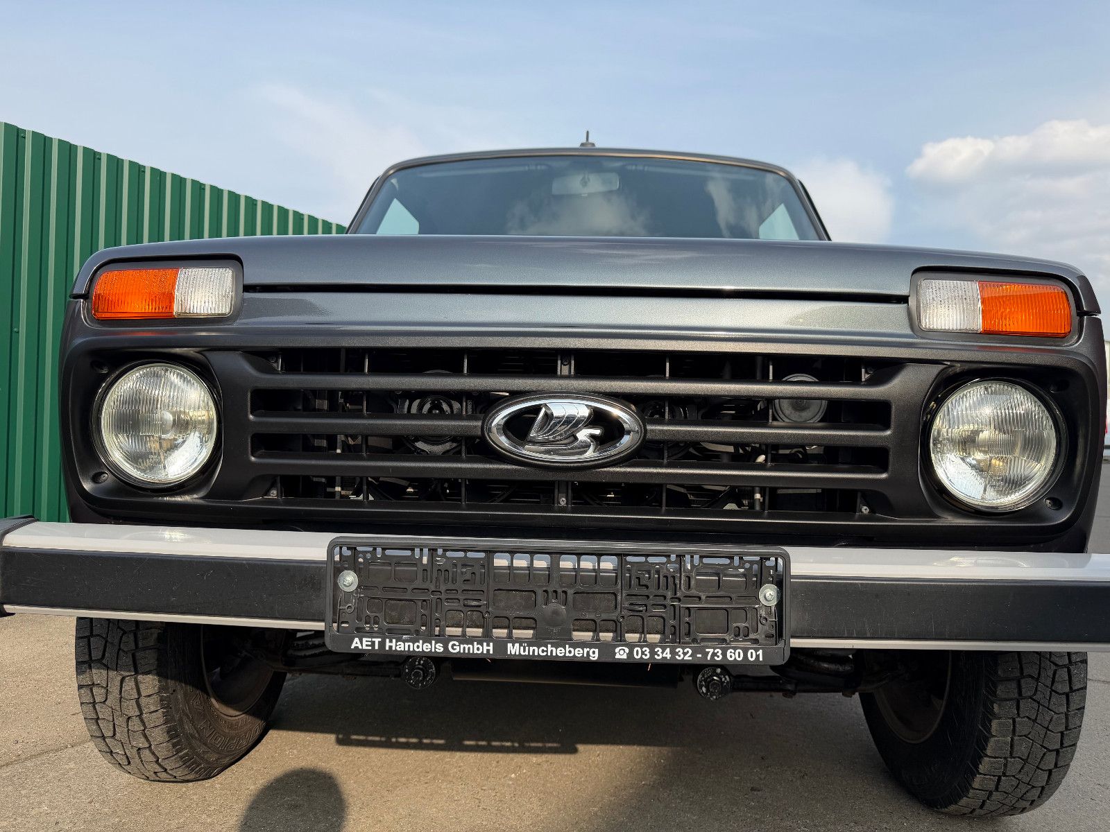 Fahrzeugabbildung Lada Niva "PREMIUM PLUS", KLIMA! SITZHEIZ.! ab SOFORT