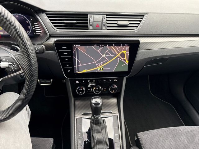 Superb Combi 2.0TDI Sportline 4x4 KAM+NAVI+ACC