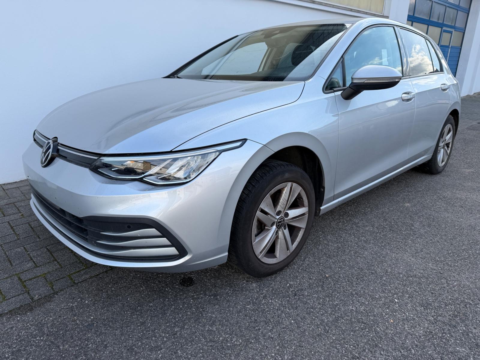 Volkswagen Golf VIII Lim. 1,5 TSI Life