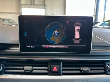 Audi A4 *ACC*AHK*NAVI*CARPLAY*2-ZONEN*SZHZ*LED*