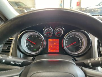 Opel Astra J Lim. 5-trg. Energy *TEMPOMAT*LKHZ*AHK*