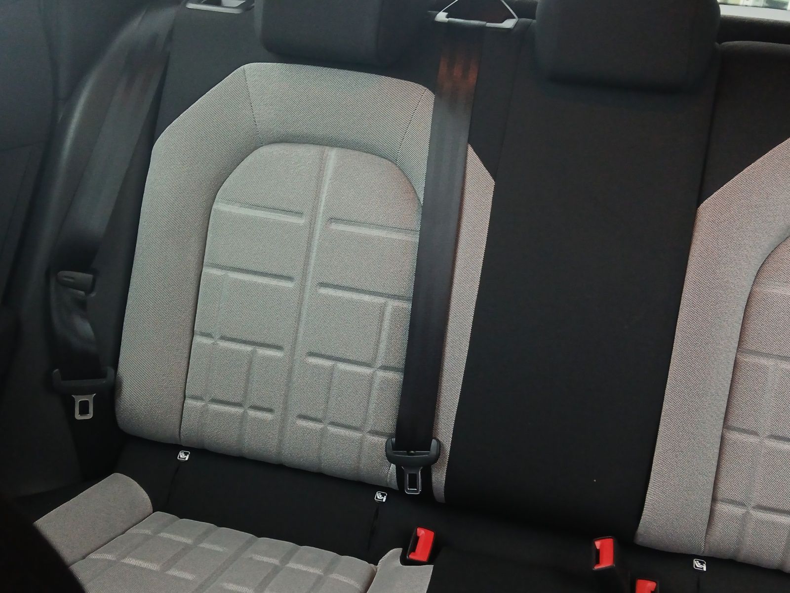Fahrzeugabbildung SEAT Arona FR Tech Kessy LED