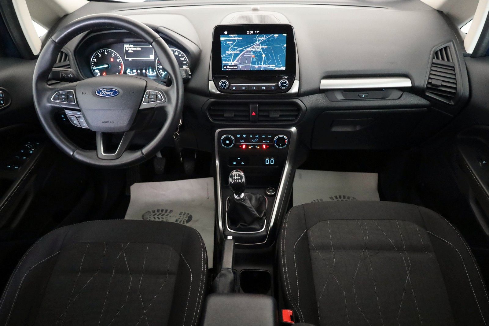 Fahrzeugabbildung Ford EcoSport Cool & Connect,Navi,Kamera,SR+WR