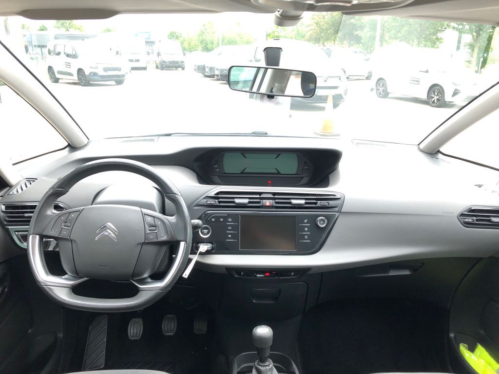 Fahrzeugabbildung Citroën C4 Picasso PureTech 130 S&S Attraction