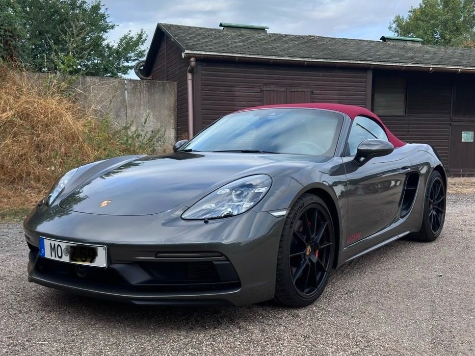 Image of Porsche Boxster