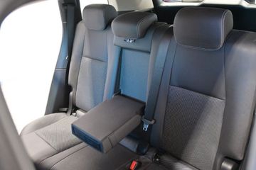 Mercedes GLB 180 - 9
