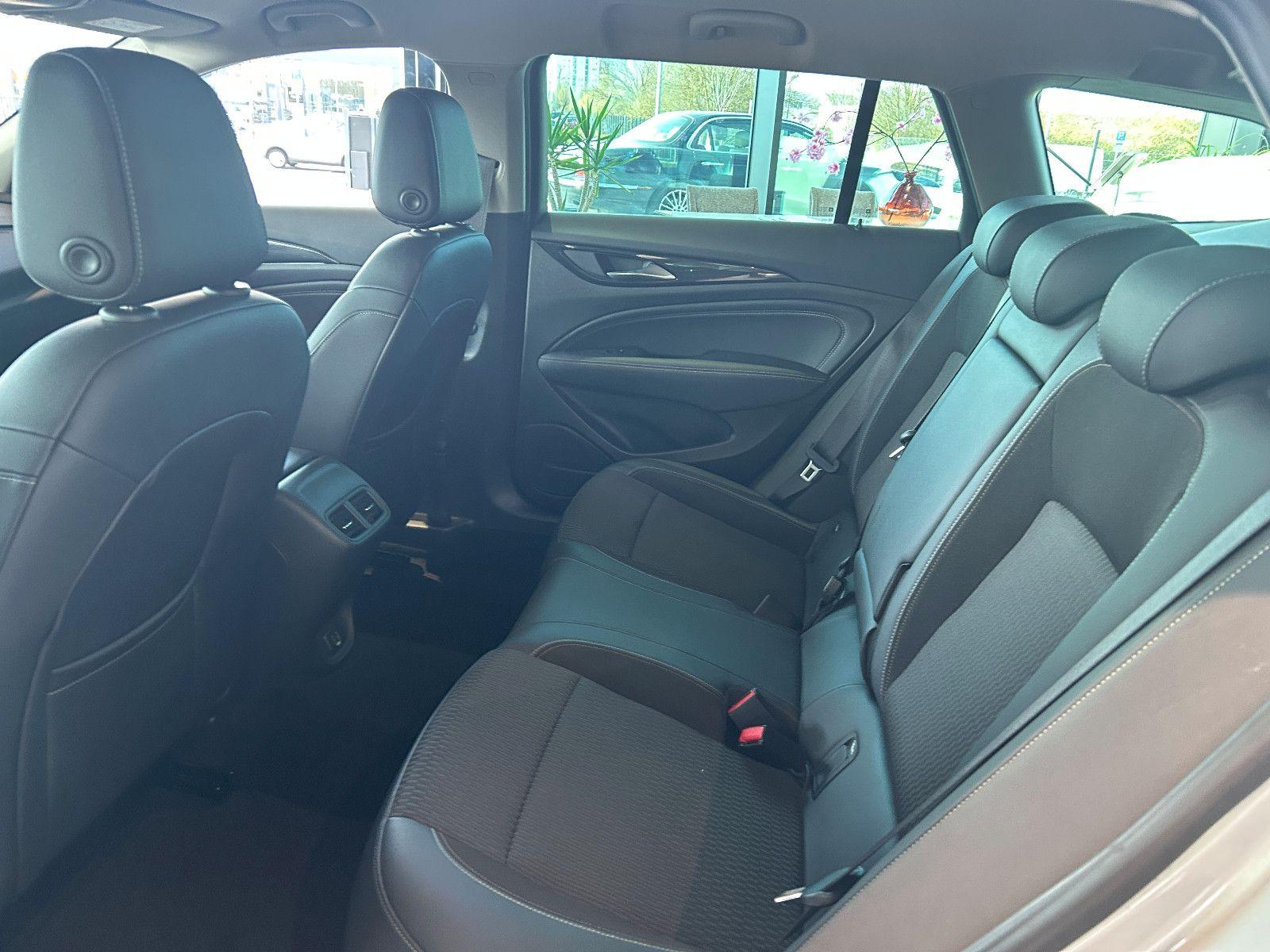Opel Insignia AUTOMATIK+NAVIGATION+KAMERA+PDC+TEMPOM