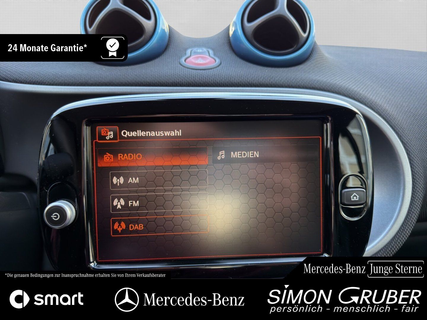 Fahrzeugabbildung Smart fortwo EQ Cabrio Exclusive Winter Voll-LED 22KW