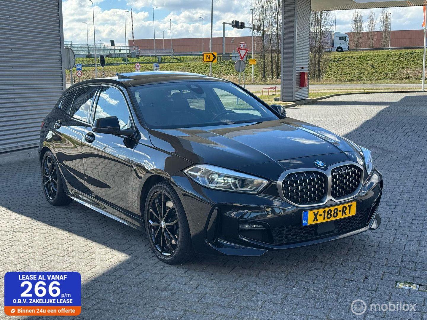 BMW 1-serie 120d xDrive High Executive MOTOR DAMAGE