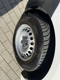 Volkswagen Caddy Maxi - 8