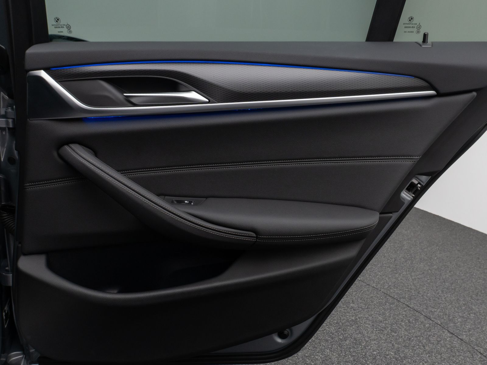 Fahrzeugabbildung BMW 530i M Sport Kamera DAB CockPitPro Komfort Alarm