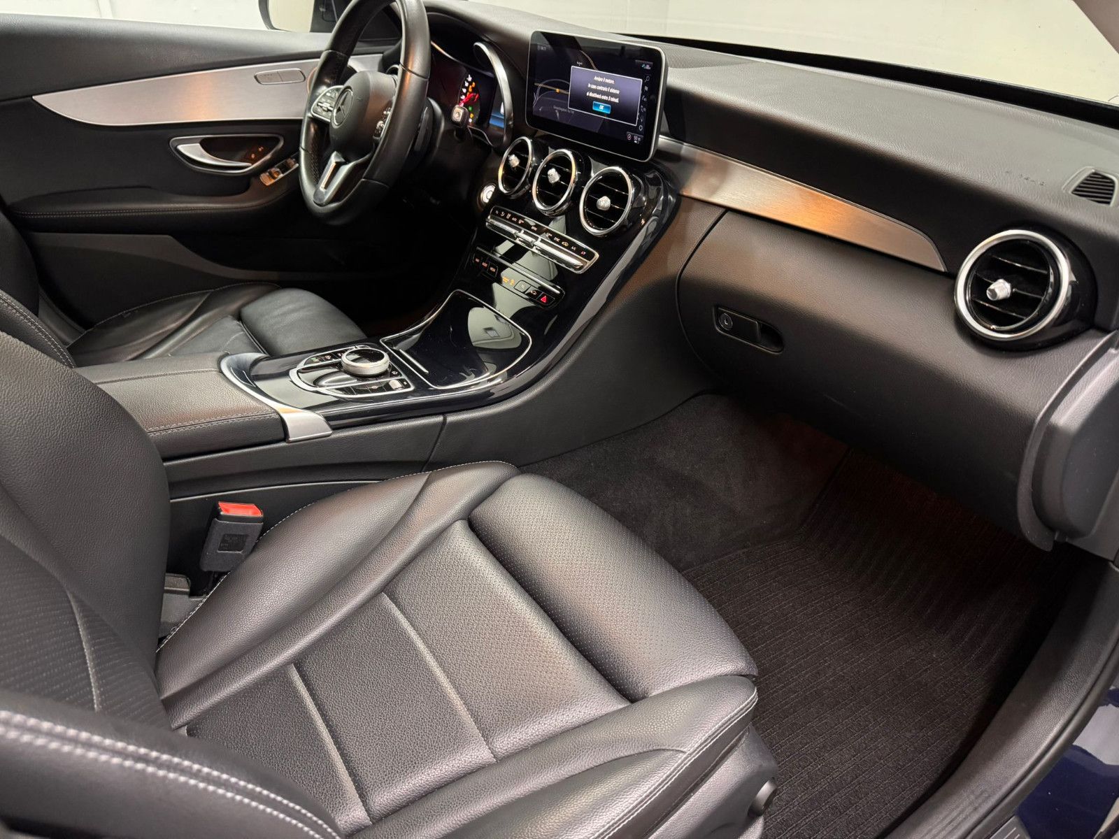 Fahrzeugabbildung Mercedes-Benz C 220 d T Autom. *AVANTGARDE*LUXURY*NAVI*SH*