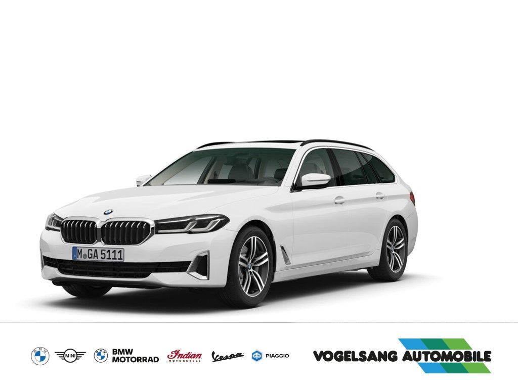BMW 530 d xDrive Touring LuxuryLine H&KSound Panodac foto 1