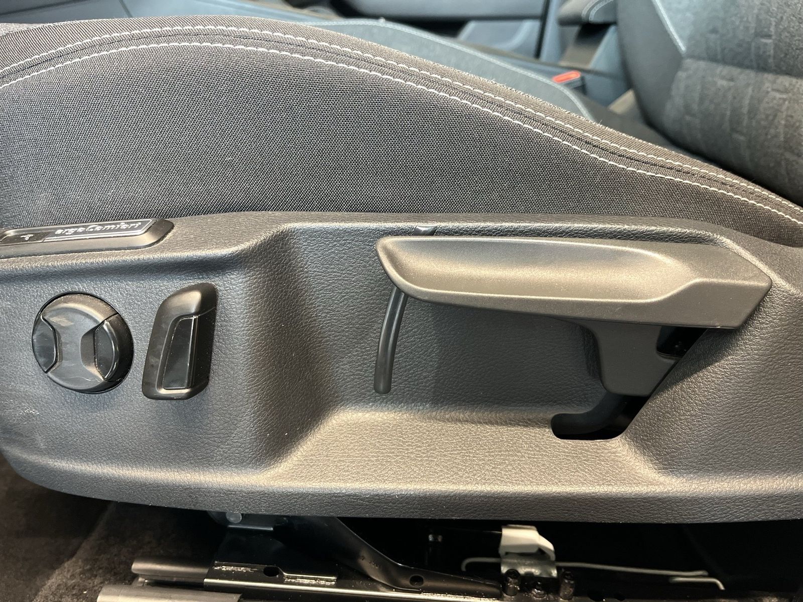Volkswagen Passat Variant - Bild 15