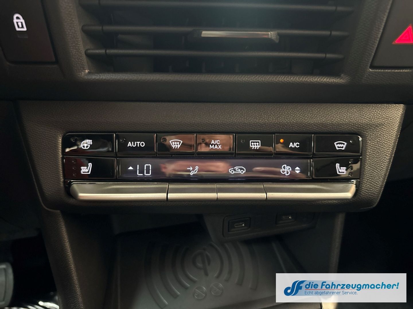 Fahrzeugabbildung Opel Frontera GS 107 kW Navi Digitales Cockpit LED Ap