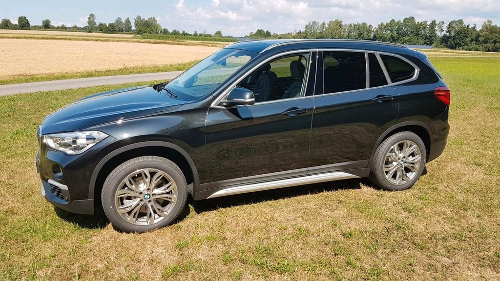 Image of BMW X1