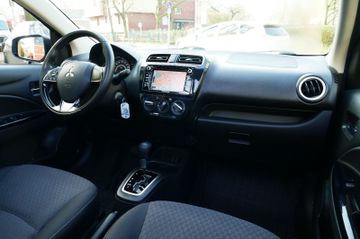 Fahrzeugabbildung Mitsubishi Space Star Diamant Edition+, elektr. Faltdach