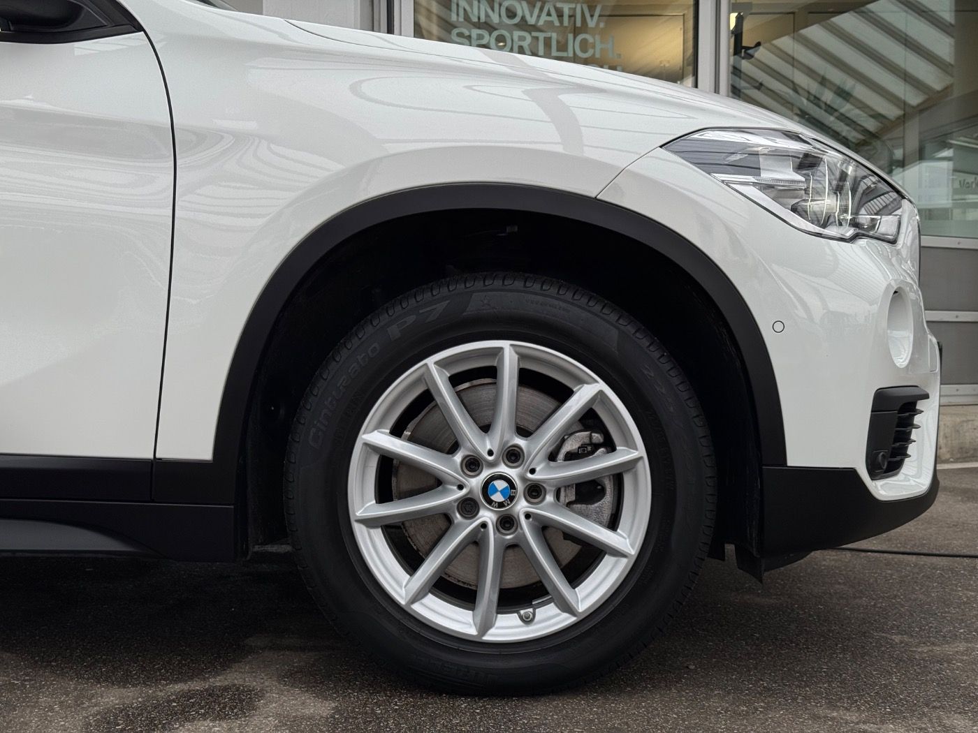 Fahrzeugabbildung BMW X1 xDrive20i Aut. Advantage AHK 2 JAHRE GARANTIE