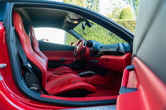 Ferrari 488 GTB/ POWER GARANTIE/ RACING SEATS/ PASSENGER