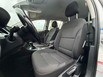 Volkswagen Golf - 12