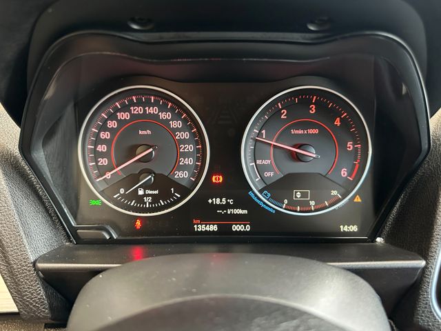 BMW 118 *Sport* Tempo*Navi*2-Hand*Scheckheft*2-Zonen