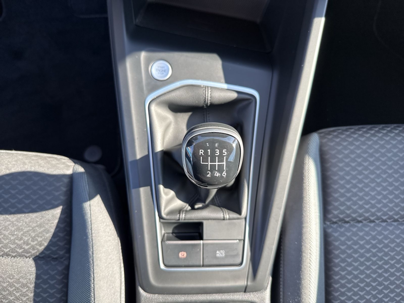 Golf VIII 1.0 TSI Active, Standhzg, Matrix, ACC,