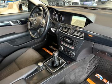 MYAUTOCENTER – Gebraucht- und Jahreswagen mit Werkstattservice in Pfaffenhofen Mercedes-Benz C 250 C T-Modell *2-ZONEN*TEMPO*Navi*SZHZ*PDC*