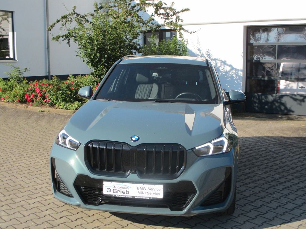 2022 BMW X1