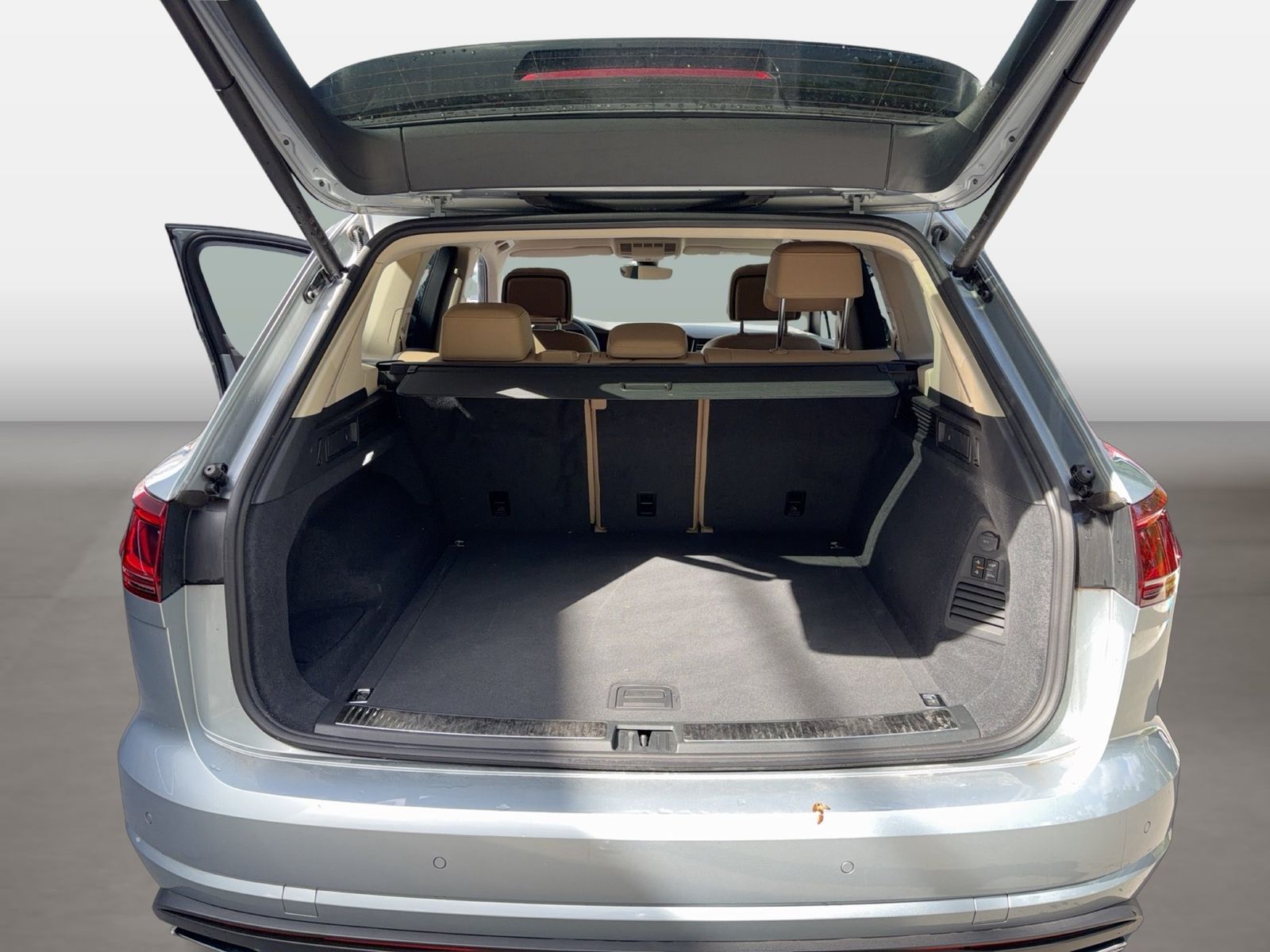 Volkswagen Touareg - Bild 12