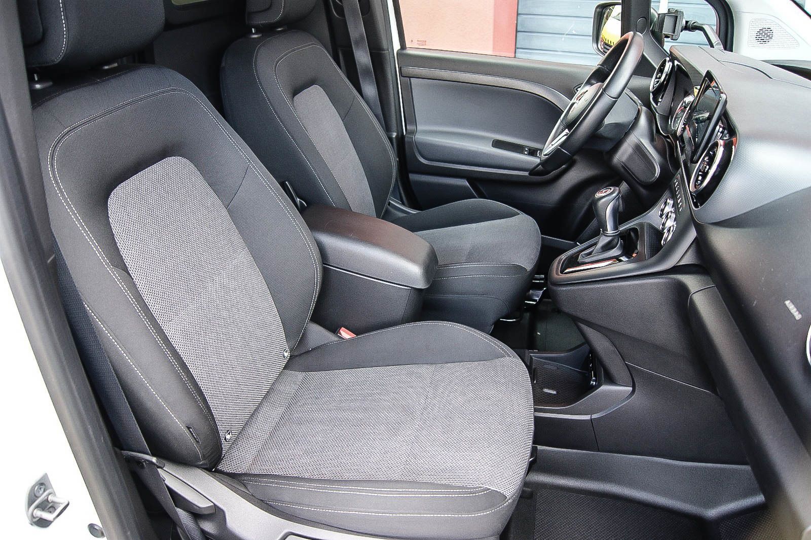 Fahrzeugabbildung Mercedes-Benz Citan Kasten 112CDI Aut PRO MBUX HIGH PERFOMANCE
