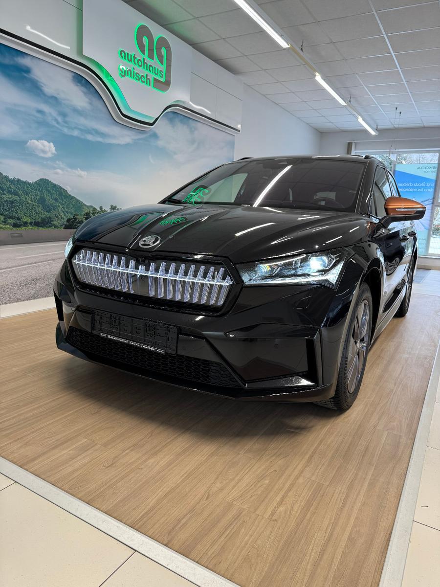 Skoda Enyaq 80 x Founders Edition Suite