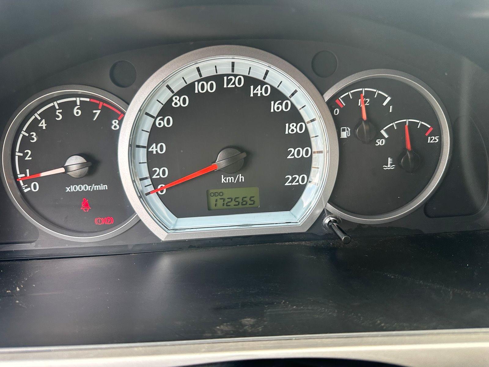 Chevrolet Nubira 2010 — photo 11