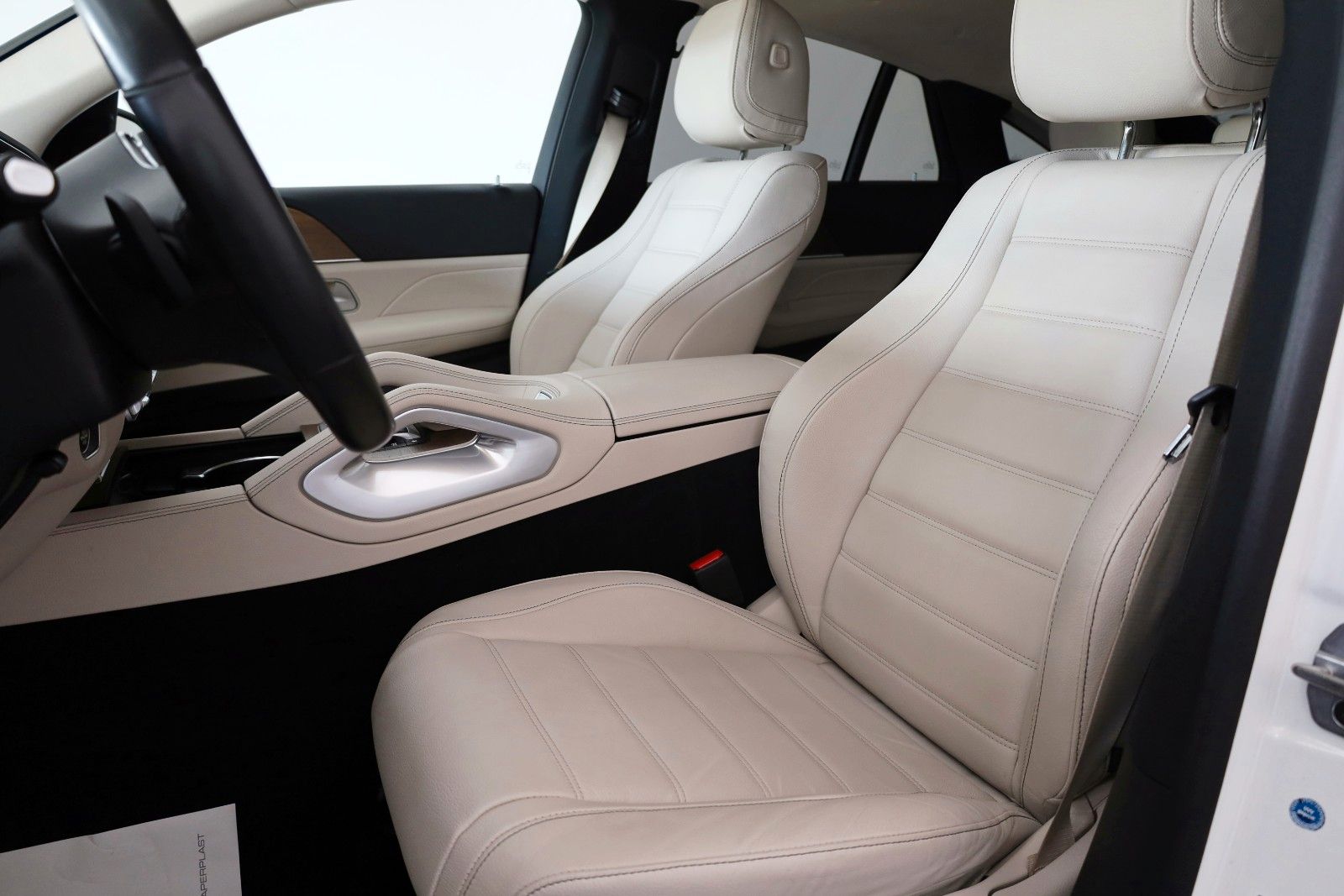 Fahrzeugabbildung Mercedes-Benz GLE 350e Coupe 4M Leder,Navi,LED,Park-Paket 360°