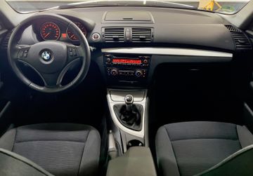 BMW 118 - 11