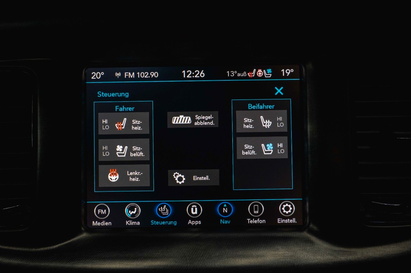 Fahrzeugabbildung Dodge Charger 5.7 V8 HEMI R/T DAYTONA Performance